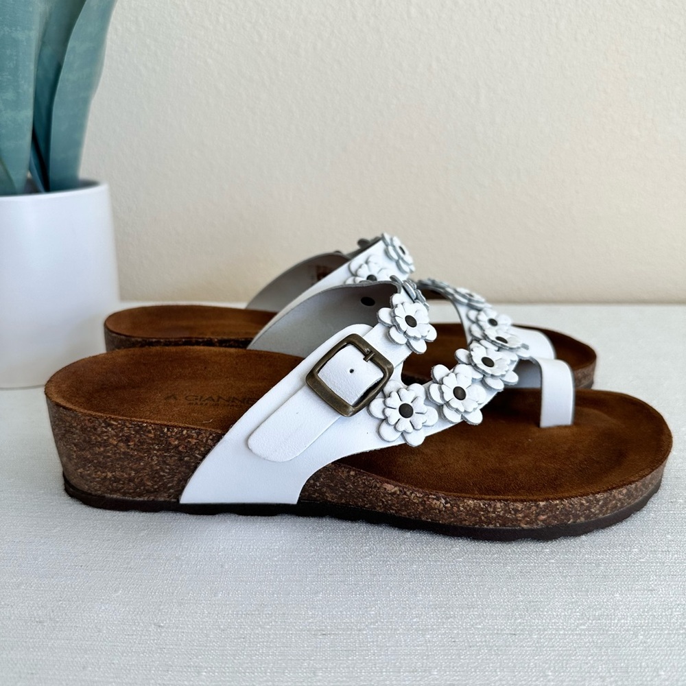 New A.Giannetti Bia White Leather Floral Comfort Slide Sandals Women’s 8.5 Italy
